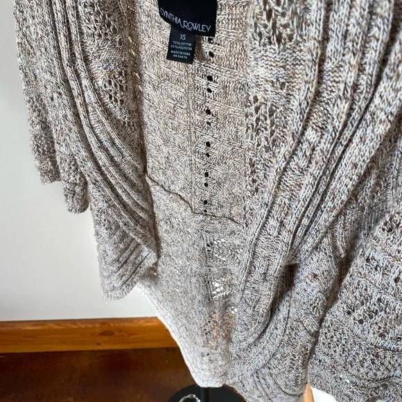 Cynthia Rowley 3/4 Sleeve Chunky Knit Cardigan Beige XS - Picture 8 of 9